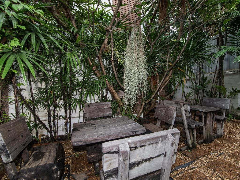 Chada Thai House Pattaya Exterior foto