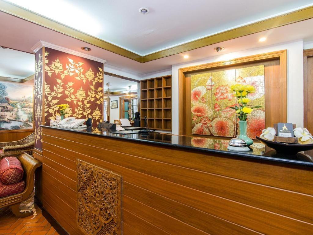 Chada Thai House Pattaya Exterior foto